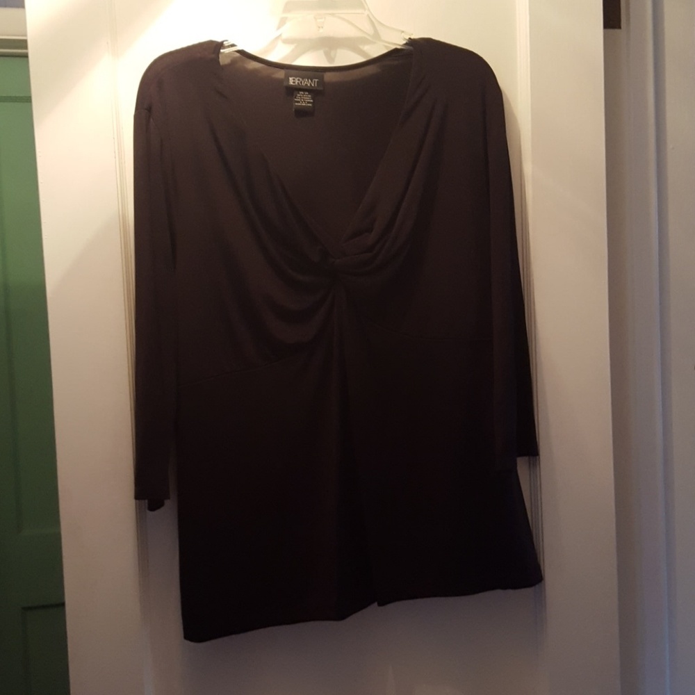 Black silk 3/4 sleeve top